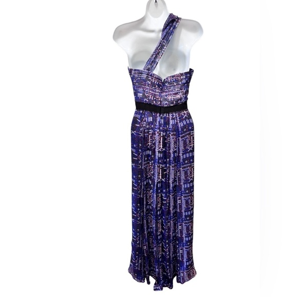 BCBG BGBGMAXAZRIA Inga One Shoulder SILK Printed Maxi Dress Sz 6 Whimsy Goth - Picture 6 of 13